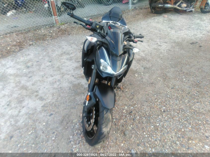 2017 KAWASAKI ZR900 JKAZR2A10HDA15017