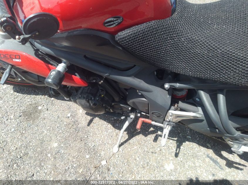2011 TRIUMPH MOTORCYCLE SPEED TRIPLE SMTN00PK6BJ487751