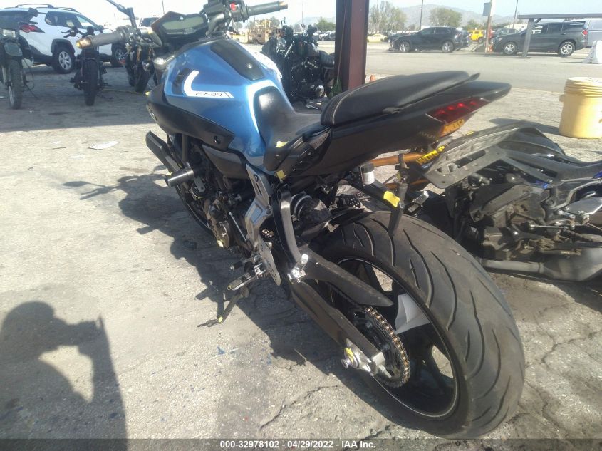 2017 YAMAHA FZ07 C JYARM06Y7HA003956