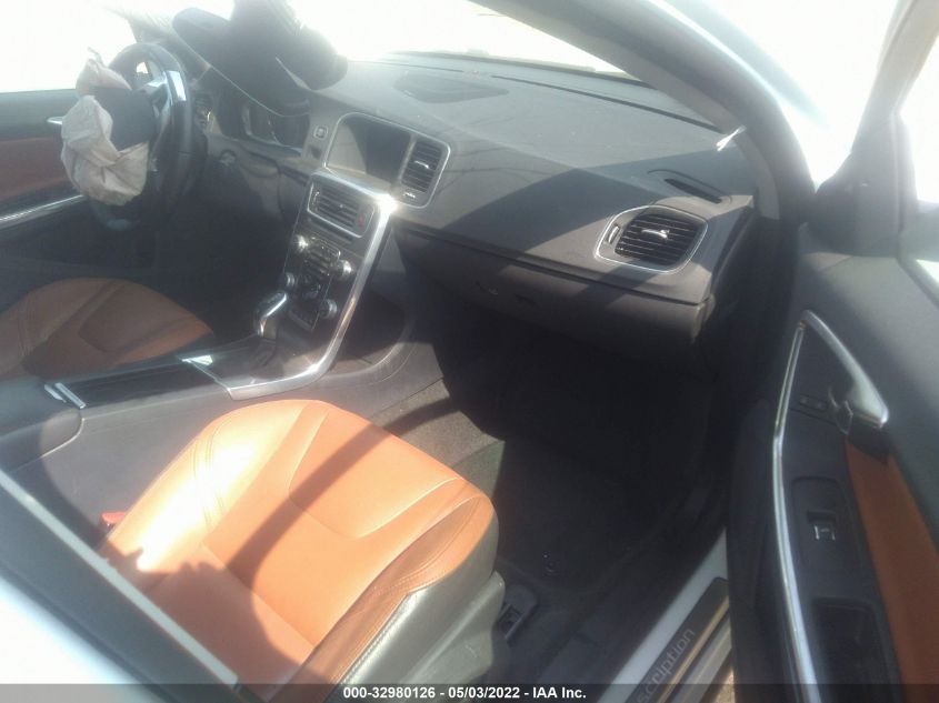 2016 VOLVO S60 INSCRIPTION T5 DRIVE-E PLATINUM LYV402FM9GB108699