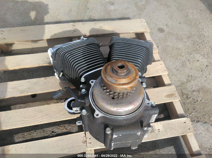 2004 HARLEY-DAVIDSON FXDWGI ENGINE GPW4317611