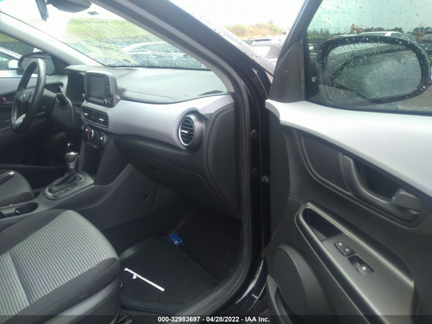 2020 HYUNDAI KONA SEL KM8K22AA0LU575357