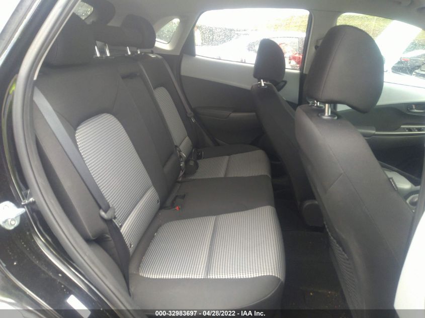 2020 HYUNDAI KONA SEL KM8K22AA0LU575357