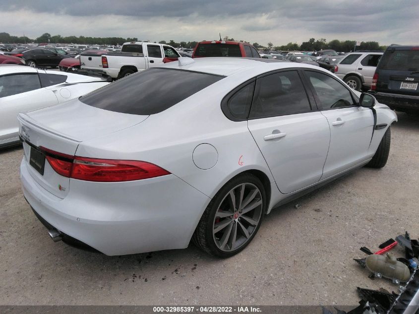 2016 JAGUAR XF S SAJBG4BV3GCY03027