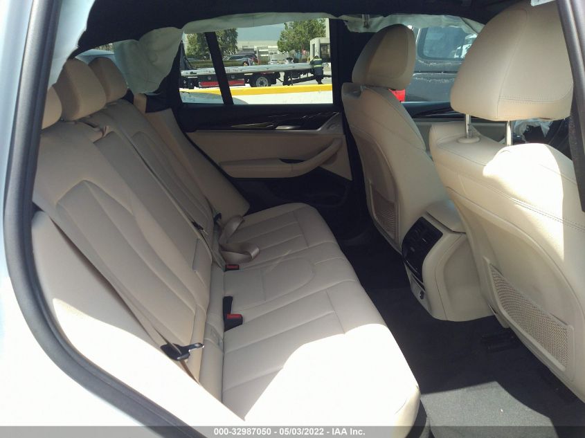 Image 8 of 2018 BMW X3 salvage vehicle - Lot #32987050 at IAAI