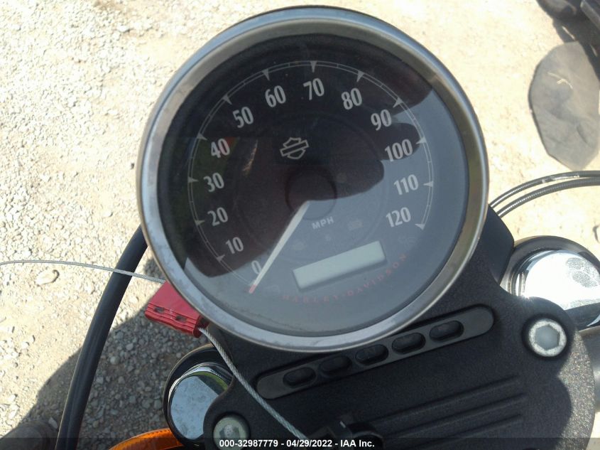 2019 HARLEY-DAVIDSON XL883 N 1HD4LE235KC426540