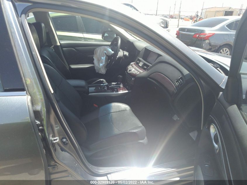 2018 INFINITI Q70 3.7 LUXE JN1BY1AP4JM180227
