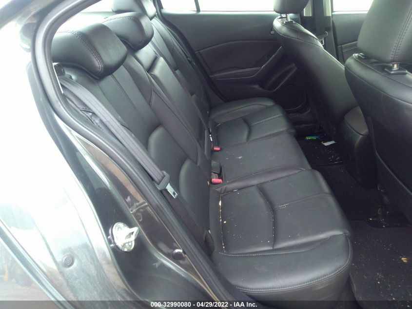2018 MAZDA MAZDA3 4-DOOR TOURING 3MZBN1V35JM243270