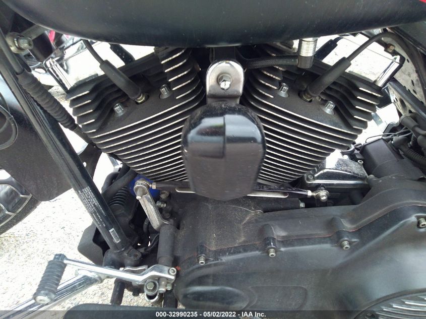 2011 HARLEY-DAVIDSON FLTRX 1HD1KHM17BB673051