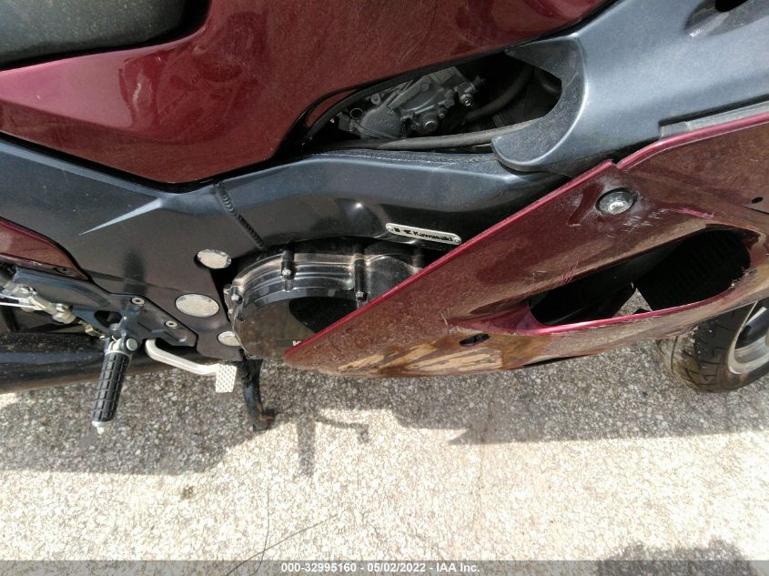 2001 KAWASAKI ZX1100 D JKAZXBD121B513252