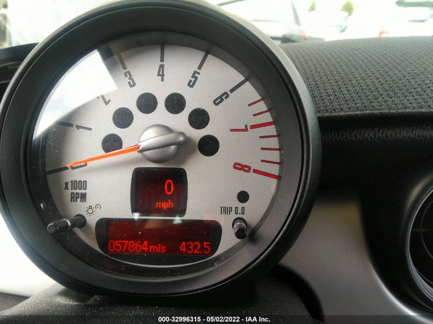 2013 MINI COOPER HARDTOP WMWSU3C51DT677999