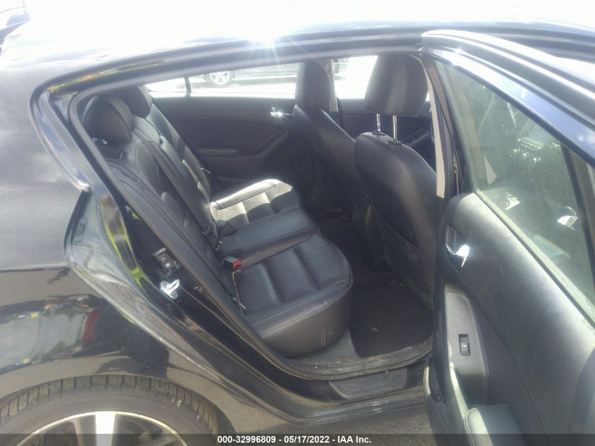 2017 KIA FORTE5 EX KNAFX5A82H5668711