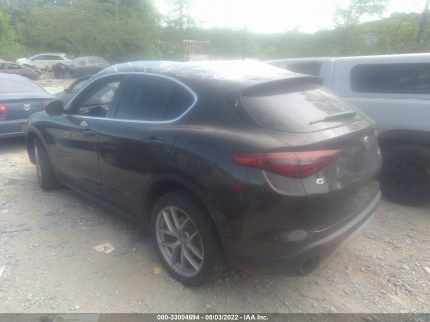 2018 ALFA ROMEO STELVIO ZASFAKAN1J7B97127
