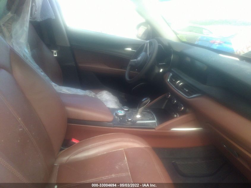 2018 ALFA ROMEO STELVIO ZASFAKAN1J7B97127