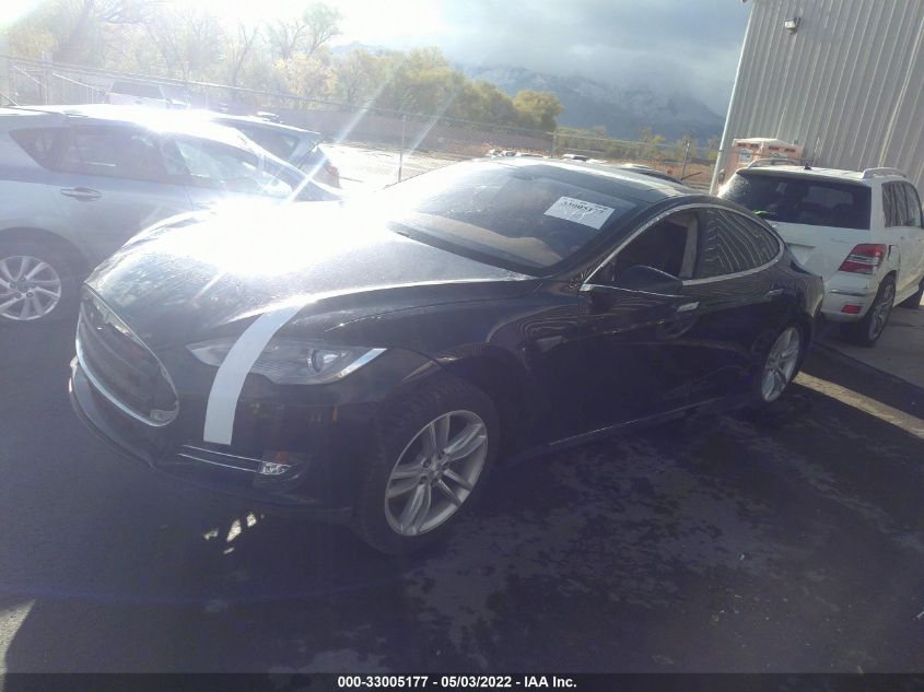 2013 TESLA MODEL S 5YJSA1CN2DFP17493