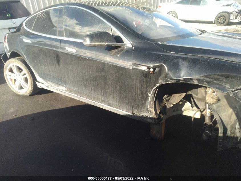 2013 TESLA MODEL S 5YJSA1CN2DFP17493