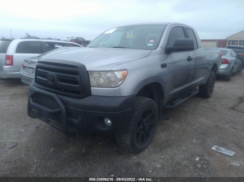 2013 TOYOTA TUNDRA 4WD TRUCK 5TFUW5F17DX286584