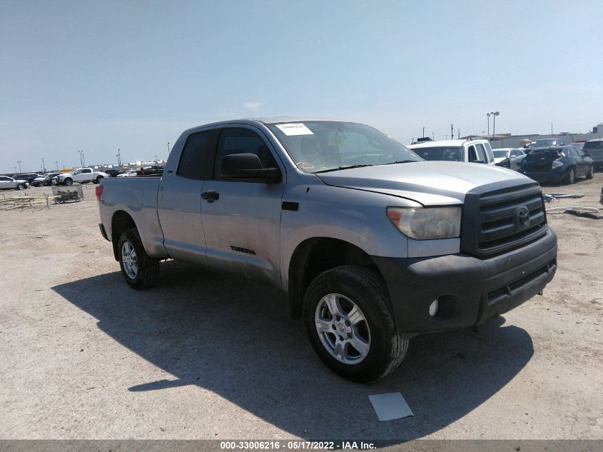 2013 TOYOTA TUNDRA 4WD TRUCK - 5TFUW5F17DX286584