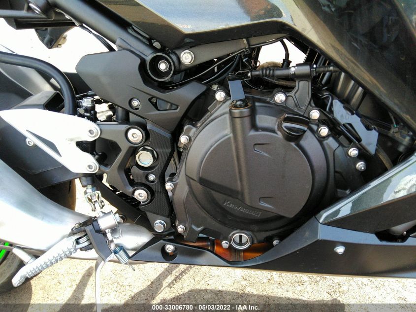 2022 KAWASAKI EX400 JKAEXKH1XNDAE6342