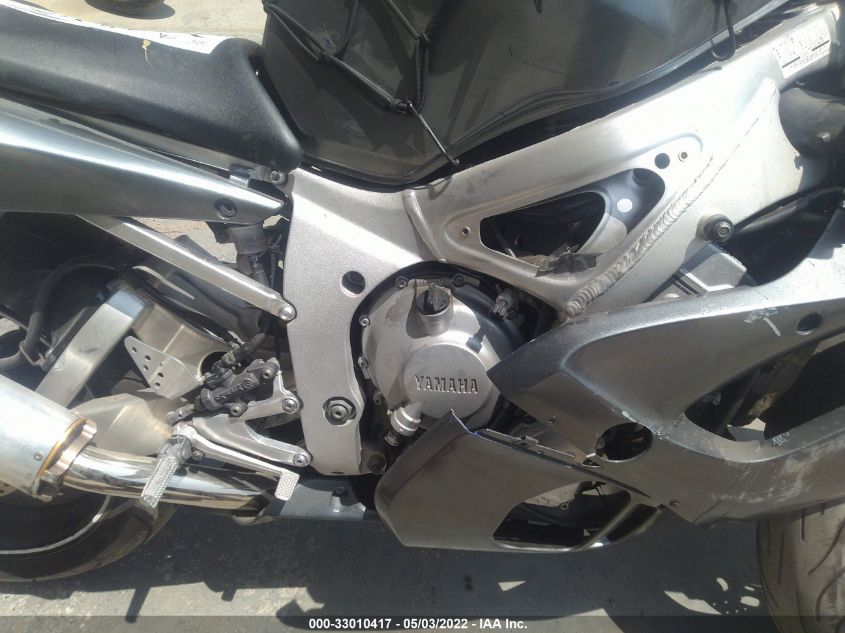 2001 YAMAHA YZFR6 L JYARJ04Y21A001517