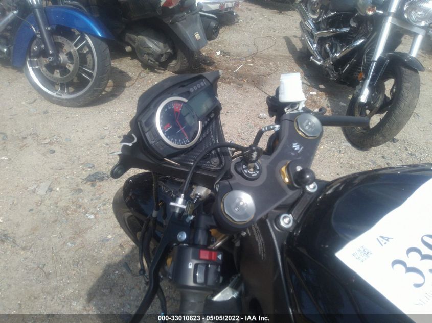 2020 SUZUKI GSX-R750 JS1GR7MA4L7101208