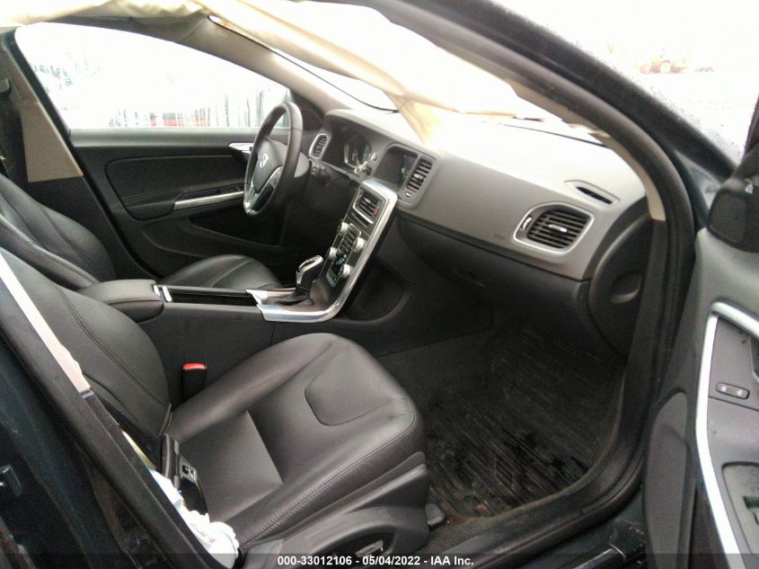 2016 VOLVO V60 T5 DRIVE-E PREMIER YV140MEK7G1307084