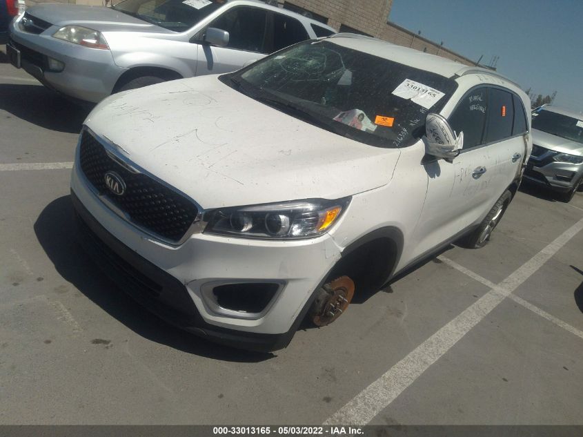 2017 KIA SORENTO LX V6 5XYPG4A54HG216354