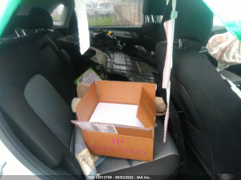 2018 HYUNDAI KONA SEL KM8K2CAA0JU088159