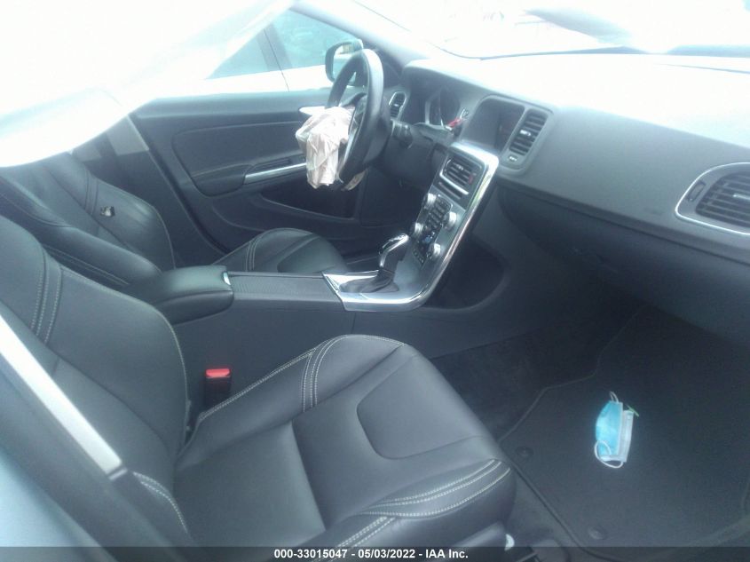 2018 VOLVO S60 DYNAMIC YV140MTL3J2459635