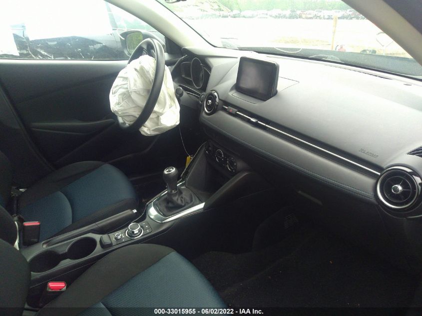 2019 TOYOTA YARIS SEDAN L/LE/XLE 3MYDLBYV3KY521437