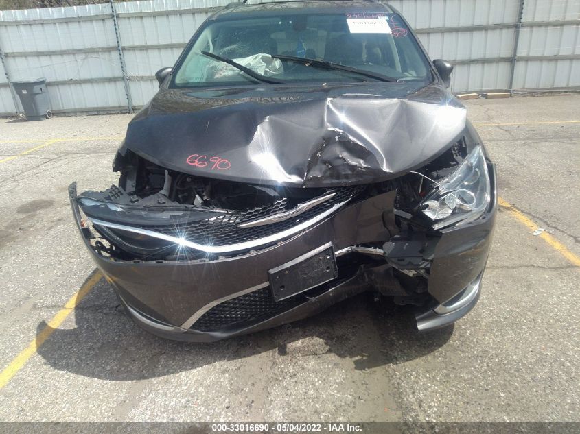 2017 CHRYSLER PACIFICA TOURING L 2C4RC1BG4HR757516