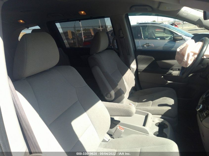 2016 HONDA ODYSSEY SE 5FNRL5H31GB026418