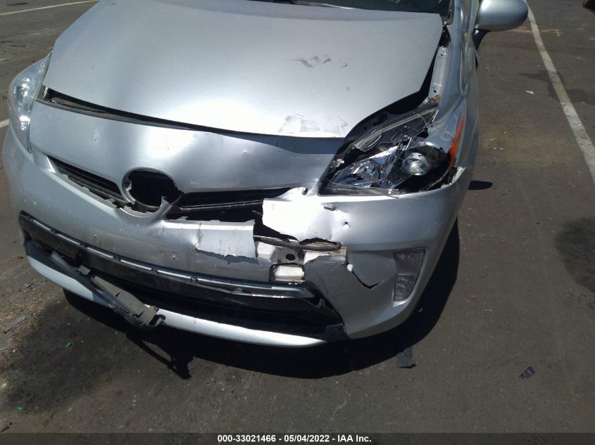 2015 TOYOTA PRIUS FOUR JTDKN3DU2F1908333