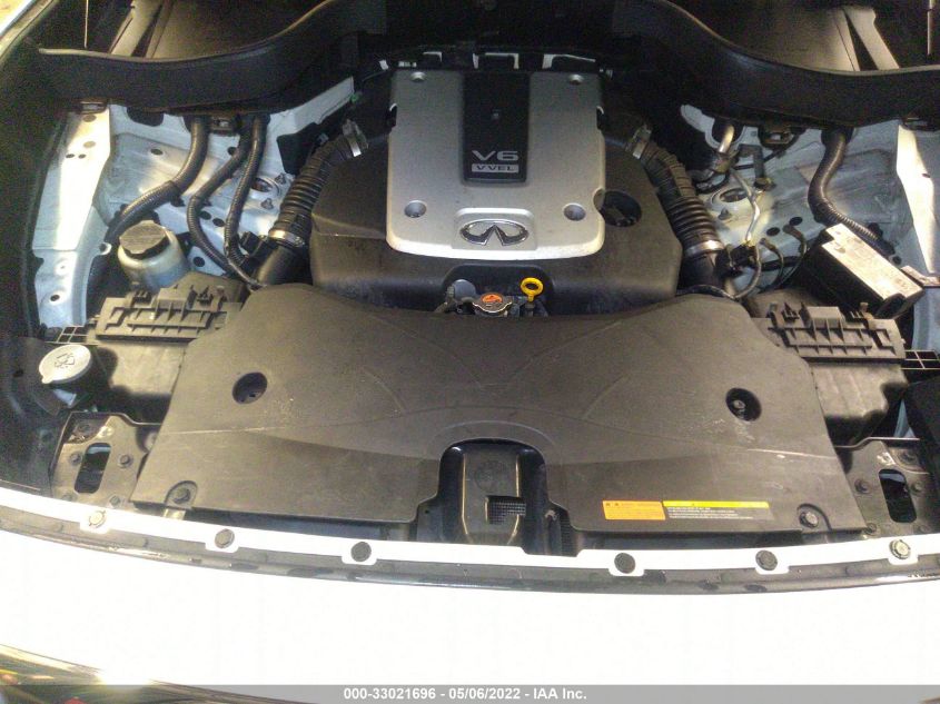 2015 INFINITI QX70 JN8CS1MW2FM482102