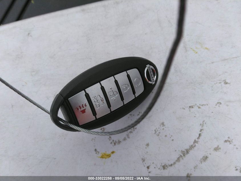 2017 NISSAN MAXIMA SV 1N4AA6AP5HC418358