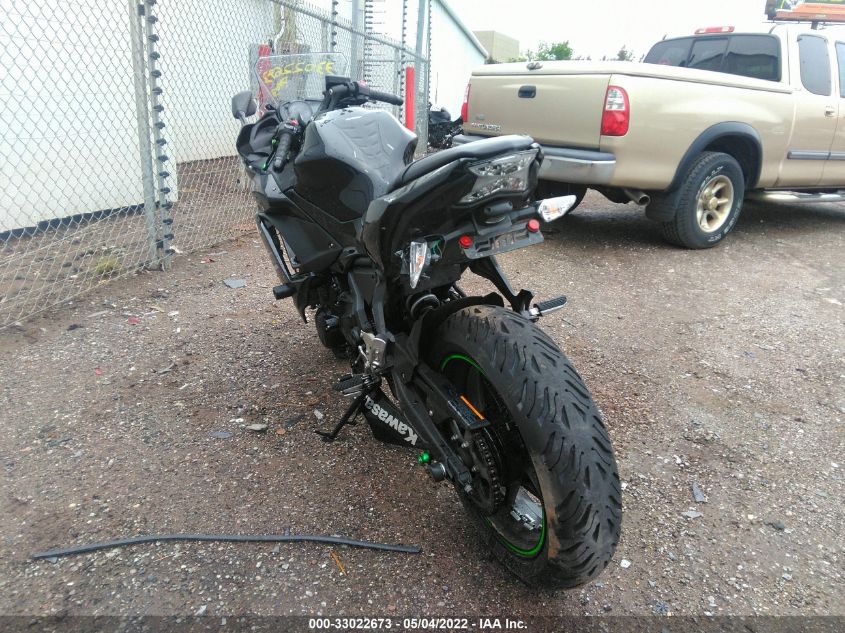 2019 KAWASAKI EX650 F JKAEXEK17KDA32697