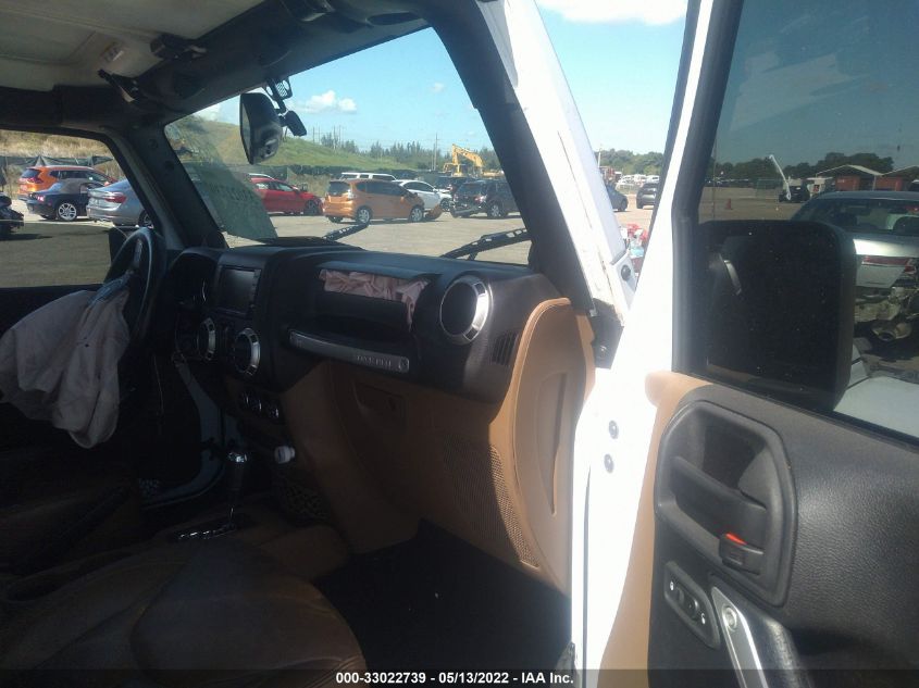 2014 JEEP WRANGLER UNLIMITED SAHARA 1C4BJWEG8EL322695