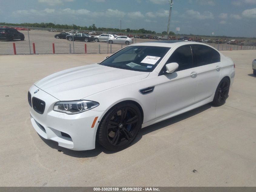 2016 BMW M5 WBSFV9C59GG343536