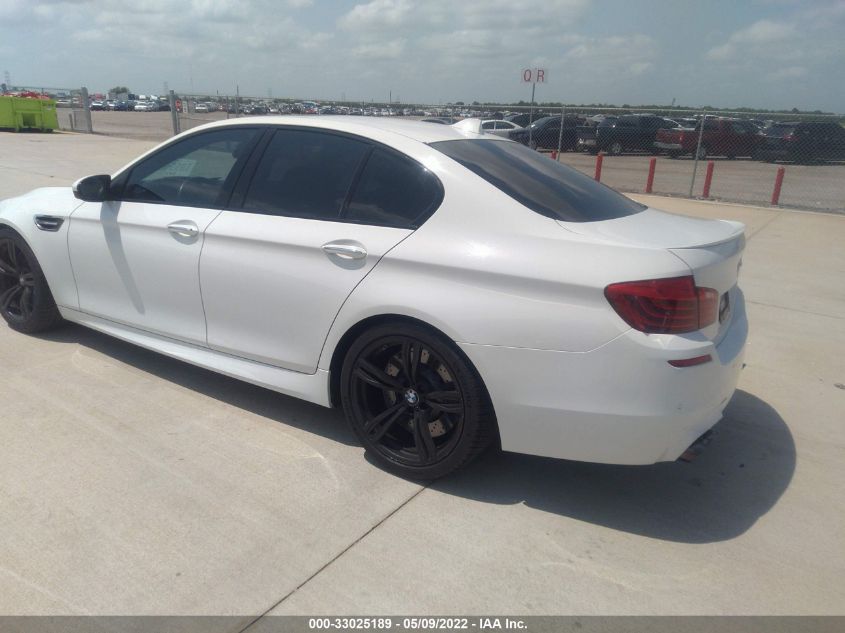 2016 BMW M5 WBSFV9C59GG343536