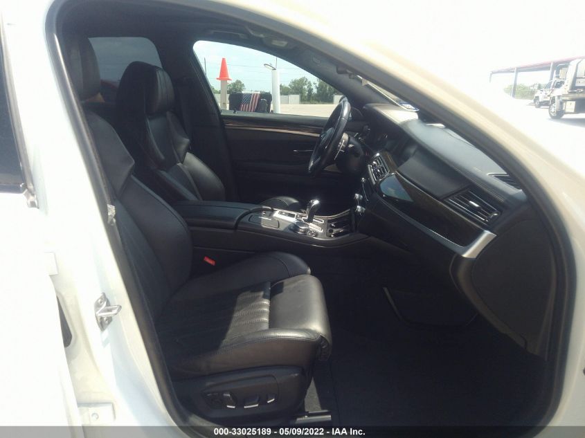 2016 BMW M5 WBSFV9C59GG343536