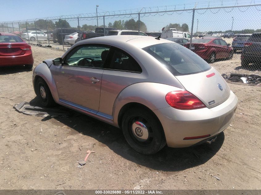 2013 VOLKSWAGEN BEETLE COUPE 3VWJX7AT1DM676197