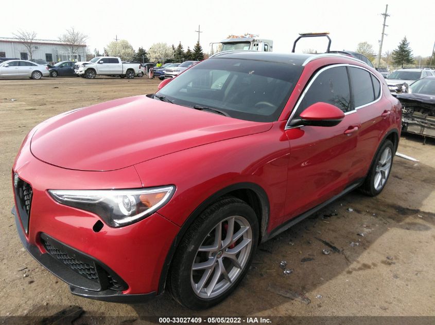 2018 ALFA ROMEO STELVIO TI ZASFAKBN0J7B82181