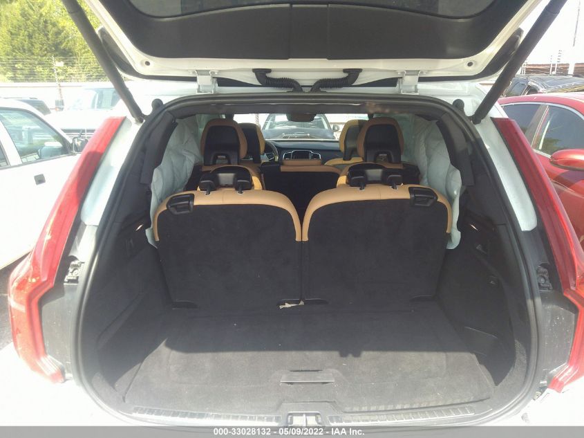 2017 VOLVO XC90 MOMENTUM YV4A22PK0H1153028