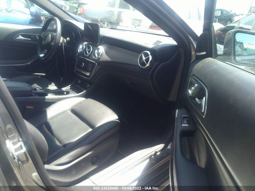 2019 MERCEDES-BENZ GLA GLA 250 WDCTG4GB5KJ552902