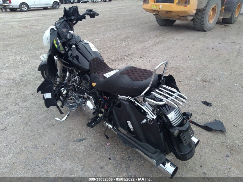 2016 HARLEY-DAVIDSON FLHX STREET GLIDE 1HD1KBM15GB680374