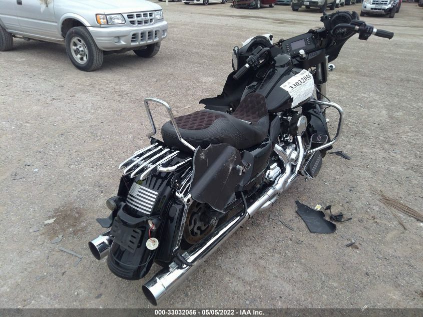 2016 HARLEY-DAVIDSON FLHX STREET GLIDE 1HD1KBM15GB680374