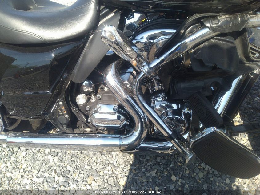 2011 HARLEY-DAVIDSON FLHTC 1HD1FF416BB629096