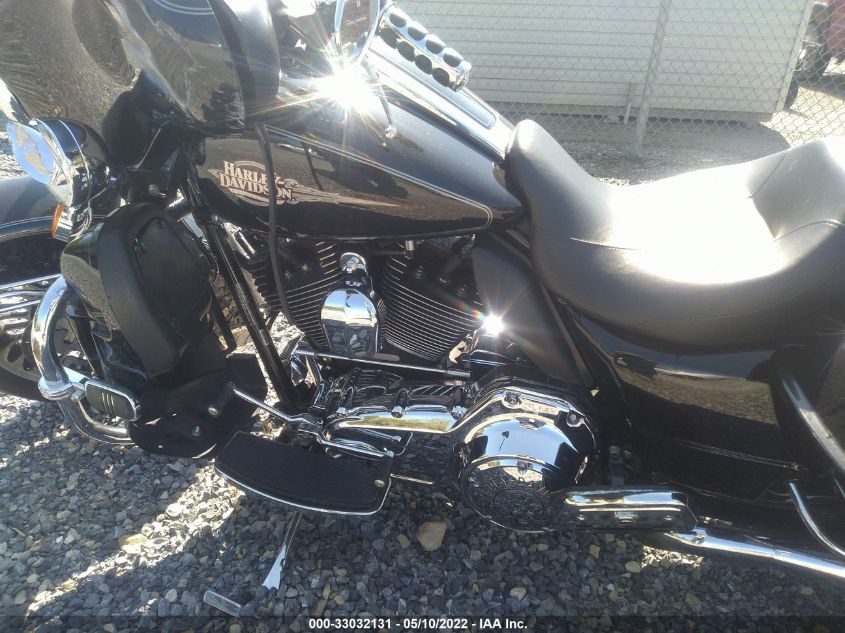 2011 HARLEY-DAVIDSON FLHTC 1HD1FF416BB629096
