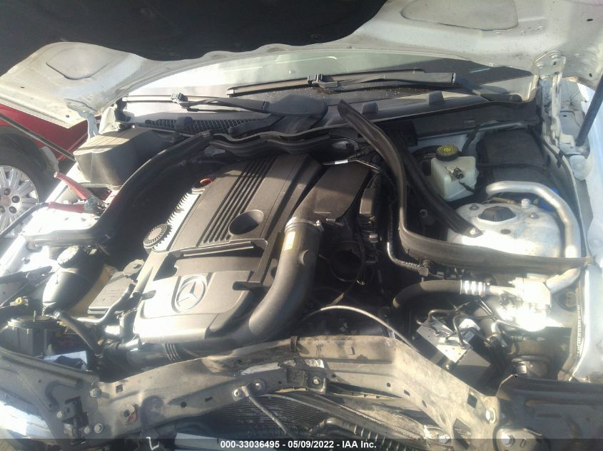 2013 MERCEDES-BENZ C-CLASS C 250 WDDGF4HB8DG090284