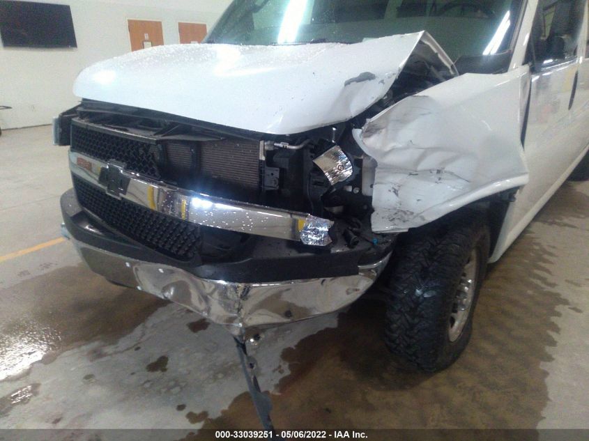 2017 CHEVROLET EXPRESS PASSENGER LT 1GAZGPFG5H1224718